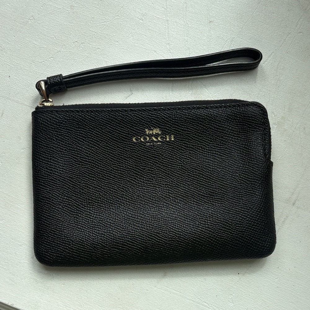 Coach Corner Zip Wristlet